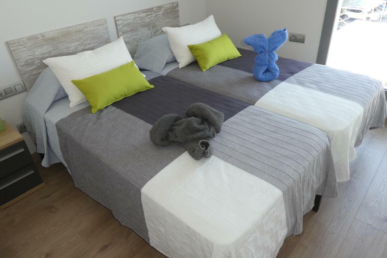 Appartement Plage Salata Rosas מראה חיצוני תמונה